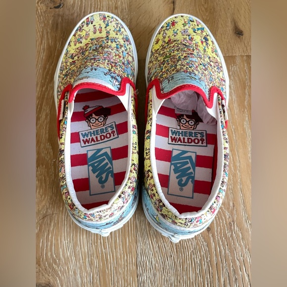 Vans X Wheres Waldo Classic Slip On Sneakers Shoes Womens Size 7.5 - Picture 5 of 9